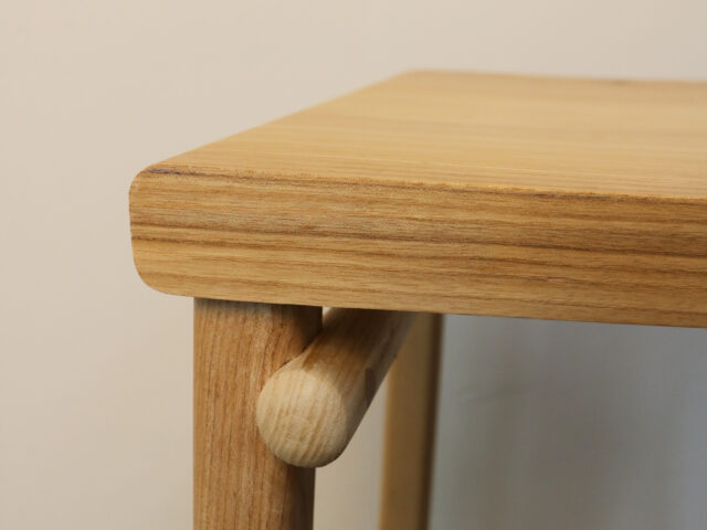 Barstools-Cricle01